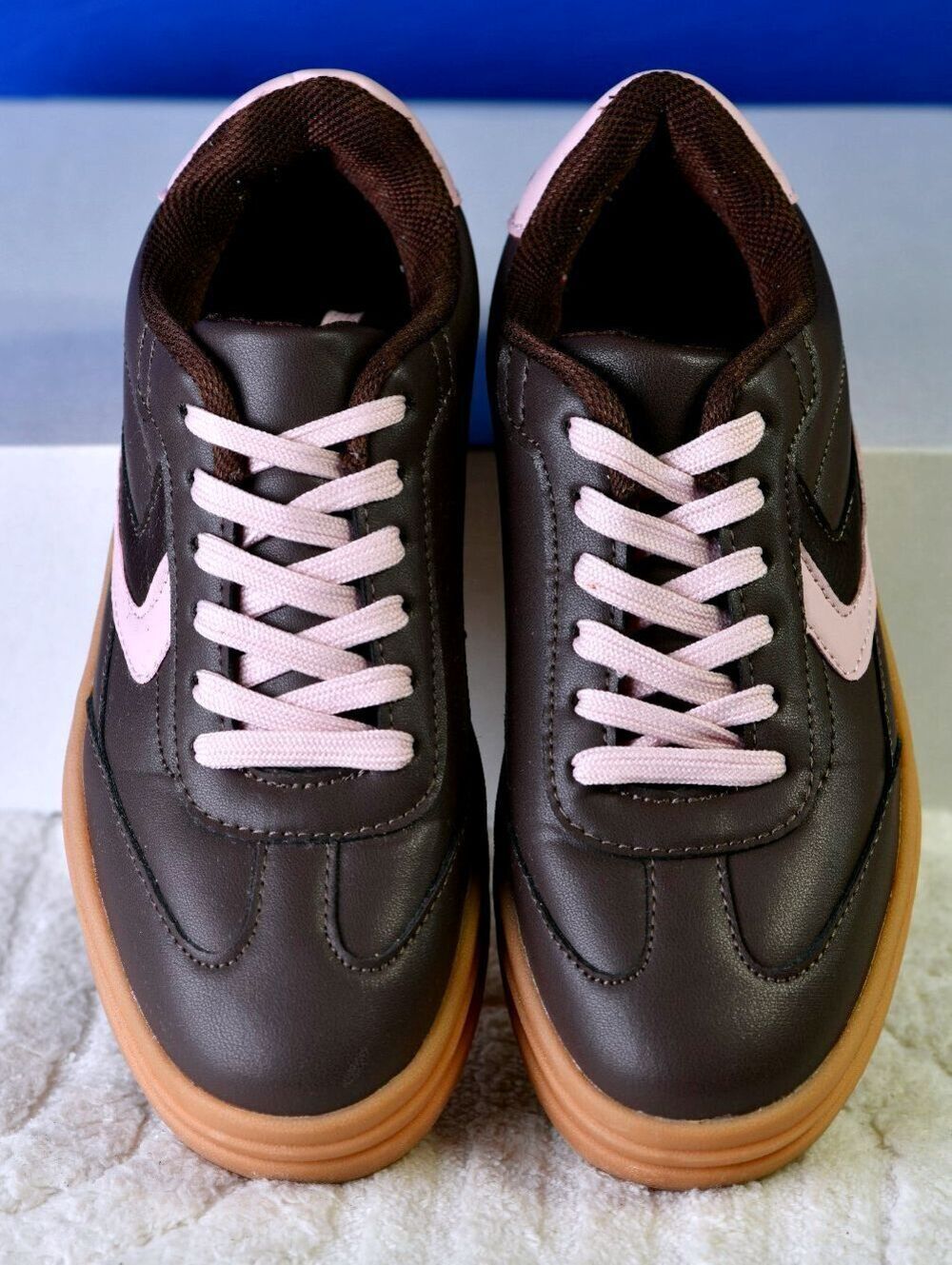 Pre-Owned! Size: 7 Women | Shein Urban Women's Sneakers